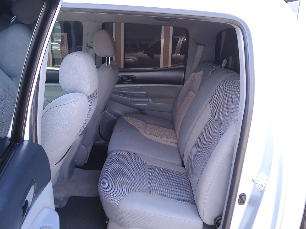 Toyota Tacoma PreRunner Double Cab V6 Auto 2WD 2006