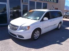 2014 Chrysler Town & Country 