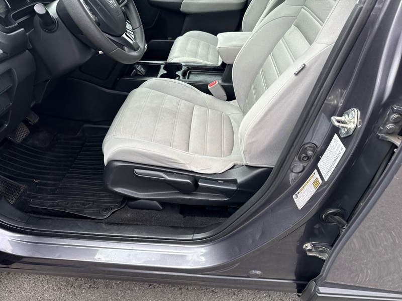 2017 Honda CR-V LX photo 7