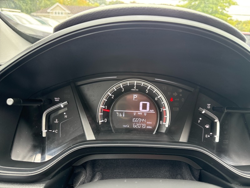 2017 Honda CR-V LX photo 9