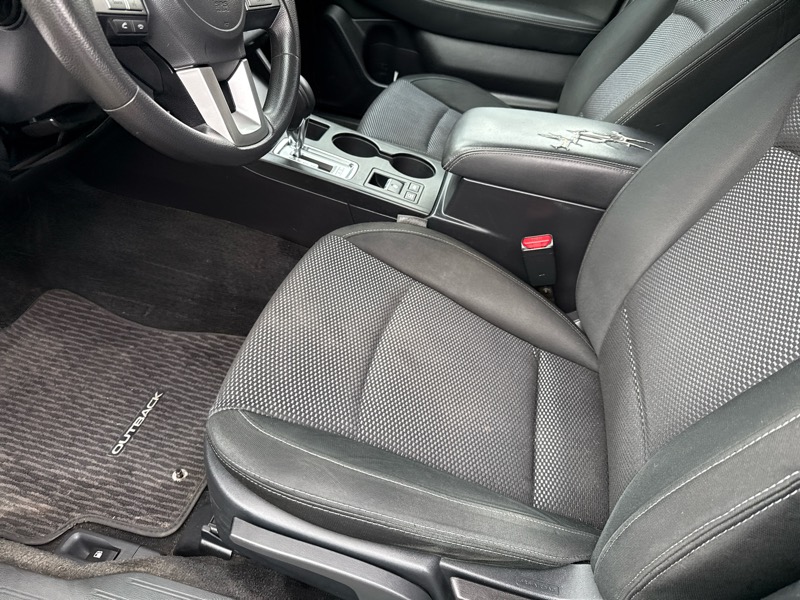 Subaru Outback 2.5i 2015 Subaru Outback 2.5i 2015