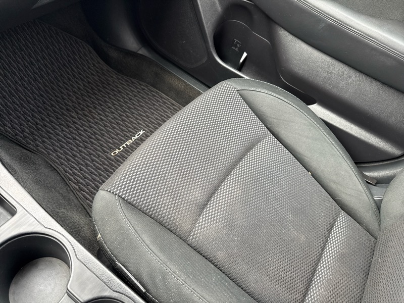 Subaru Outback 2.5i 2015 Subaru Outback 2.5i 2015