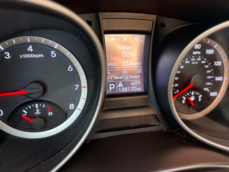 Hyundai Santa Fe Sport 2.4 AWD 2015 Hyundai Santa Fe Sport 2.4 AWD 2015