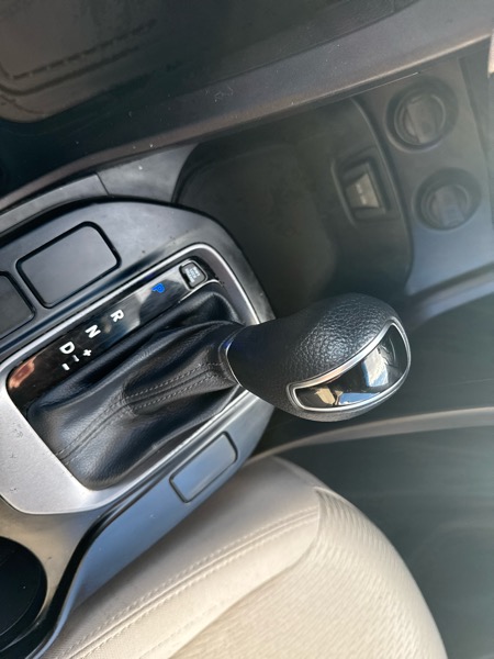 Hyundai Santa Fe Sport 2.4 AWD 2015 Hyundai Santa Fe Sport 2.4 AWD 2015