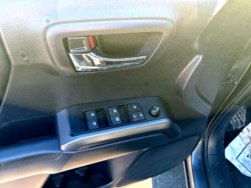 Toyota Tacoma TRD Off Road Double Cab 5' Bed V6 4x4 AT (Natl) 2023