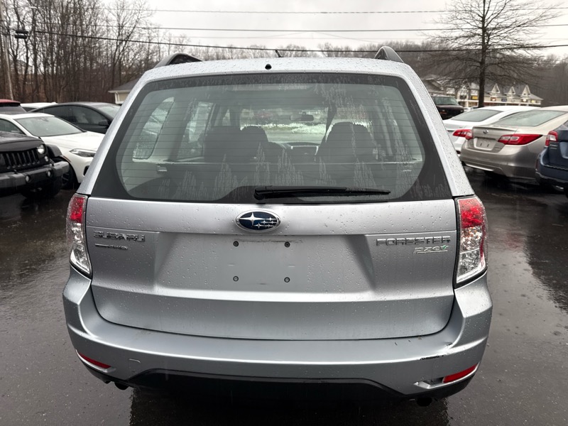 Subaru Forester 2.5X 2012