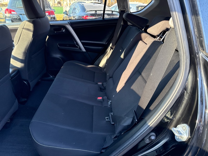 Toyota RAV4 XLE AWD 2018