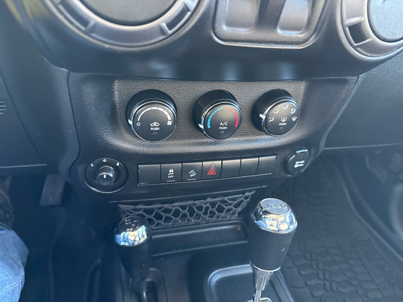 Jeep Wrangler Sport 4WD 2017