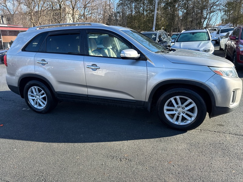 Kia Sorento LX 2WD 2015
