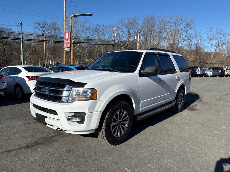 2017 Ford Expedition 4dr XLT 4WD