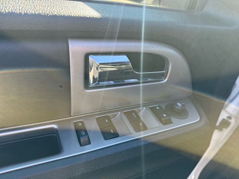 Ford Expedition 4dr XLT 4WD 2017