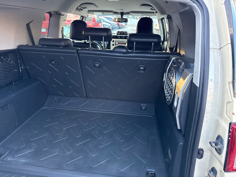 Toyota FJ Cruiser 4WD AT 2010