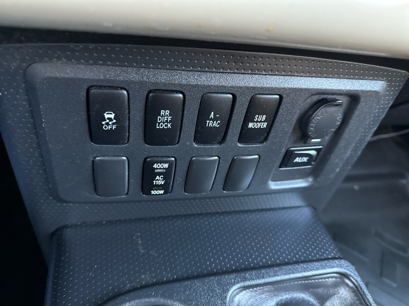 Toyota FJ Cruiser 4WD AT 2010