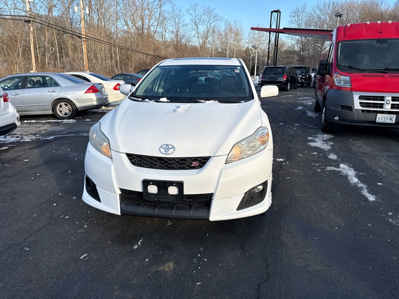 Toyota Matrix S 5-Speed AT 2010