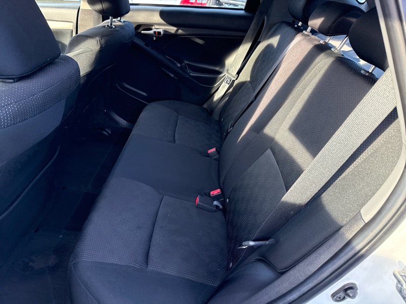 Toyota Matrix S 5-Speed AT 2010