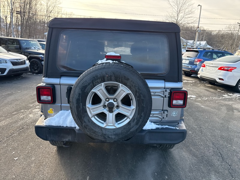 Jeep Wrangler Unlimited Sport 2019