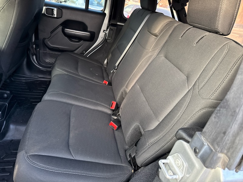 Jeep Wrangler Unlimited Sport 2019