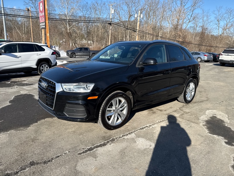 2017 Audi Q3 Premium quattro