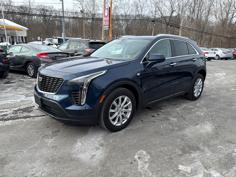 2021 Cadillac XT4 Luxury AWD