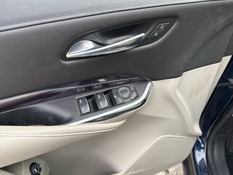 Cadillac XT4 Luxury AWD 2021