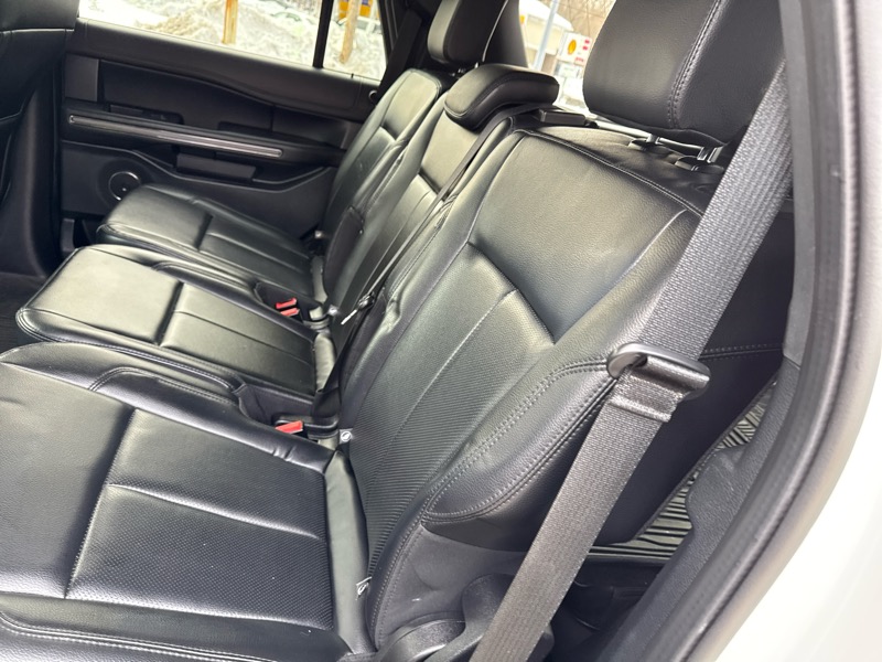 Ford Expedition XLT 4WD 2021