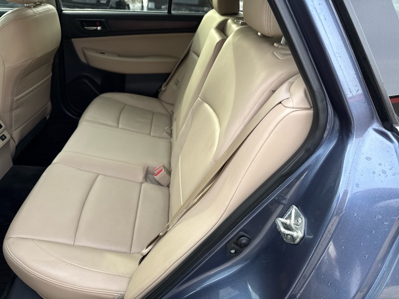 Subaru Outback 2.5i Limited 2015