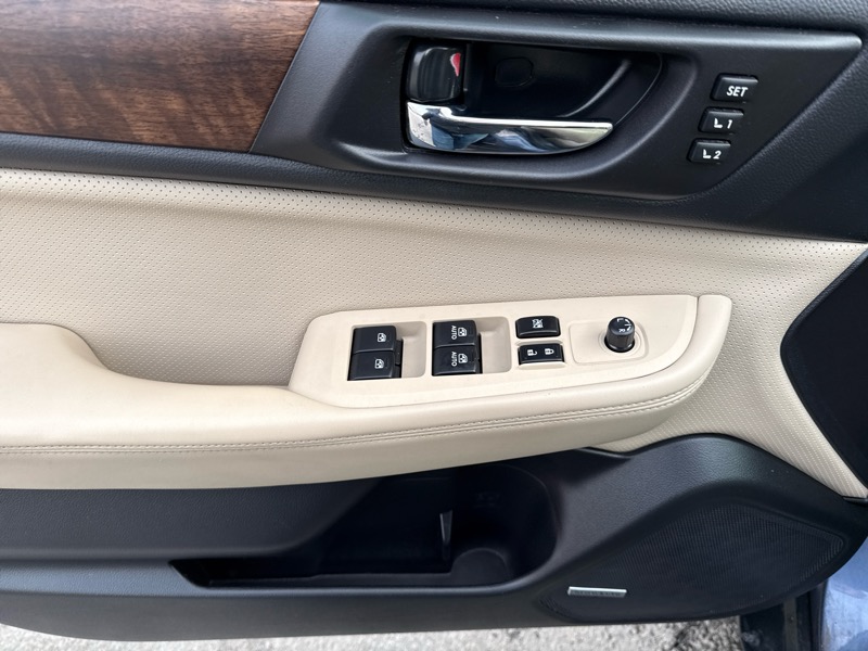 Subaru Outback 2.5i Limited 2015