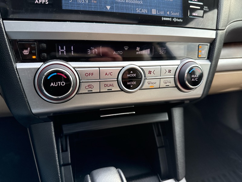 Subaru Outback 2.5i Limited 2015