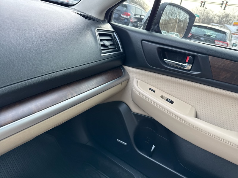 Subaru Outback 2.5i Limited 2015