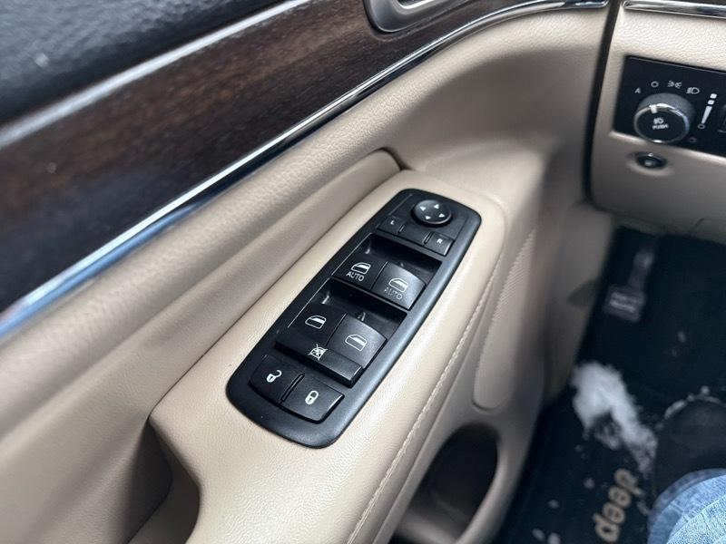 Jeep Grand Cherokee Limited 4WD 2014