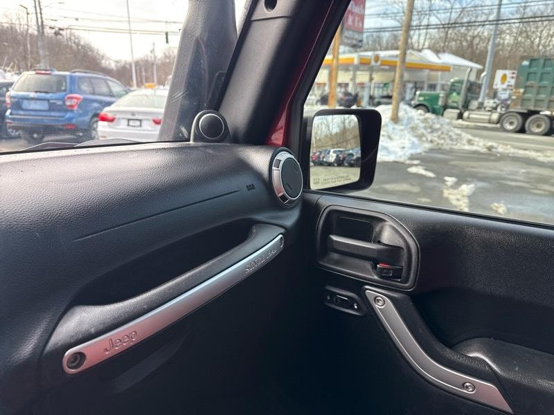 Jeep Wrangler Unlimited Rubicon 4WD 2012