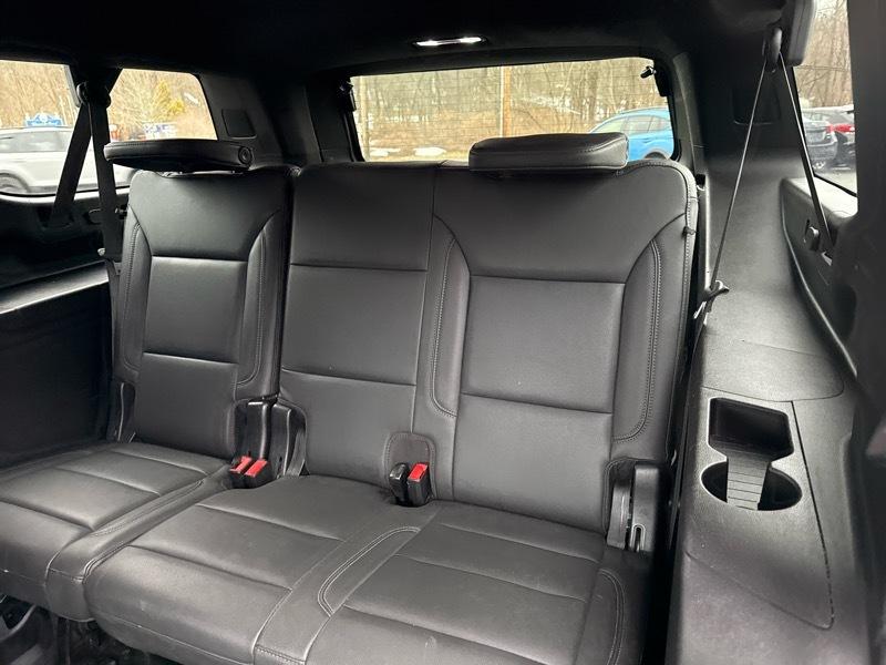 Chevrolet Suburban LT 4WD 2021