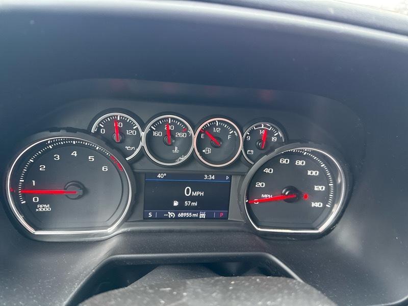 Chevrolet Suburban LT 4WD 2021