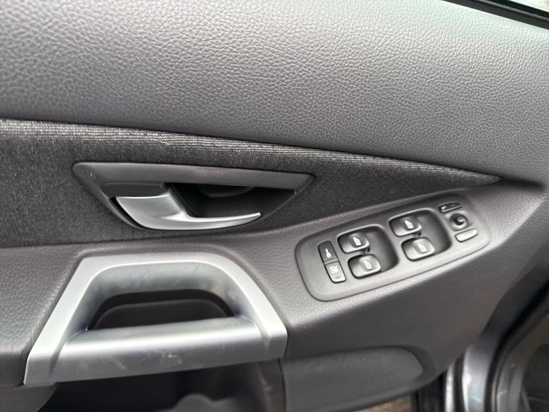 Volvo XC90 2.5T AWD 2005