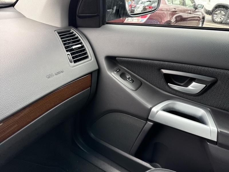 Volvo XC90 2.5T AWD 2005