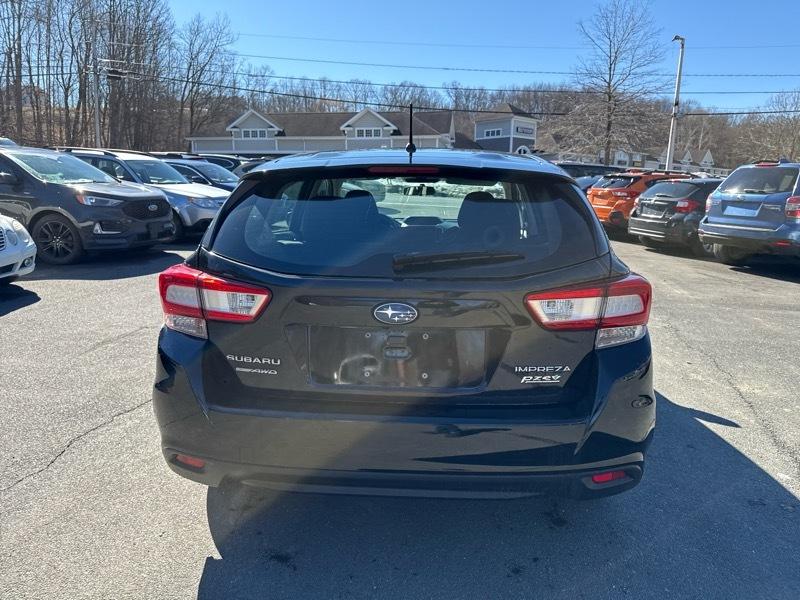 Subaru Impreza 2.0i 5M 5-Door 2017