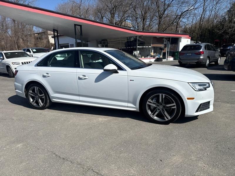 Audi A4 2.0 TFSI Premium Plus quattro 7A 2018