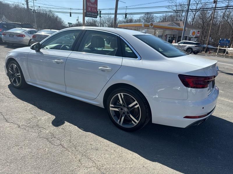 Audi A4 2.0 TFSI Premium Plus quattro 7A 2018