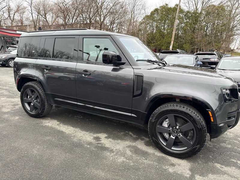 Land Rover Defender 110 X-Dynamic HSE 2022