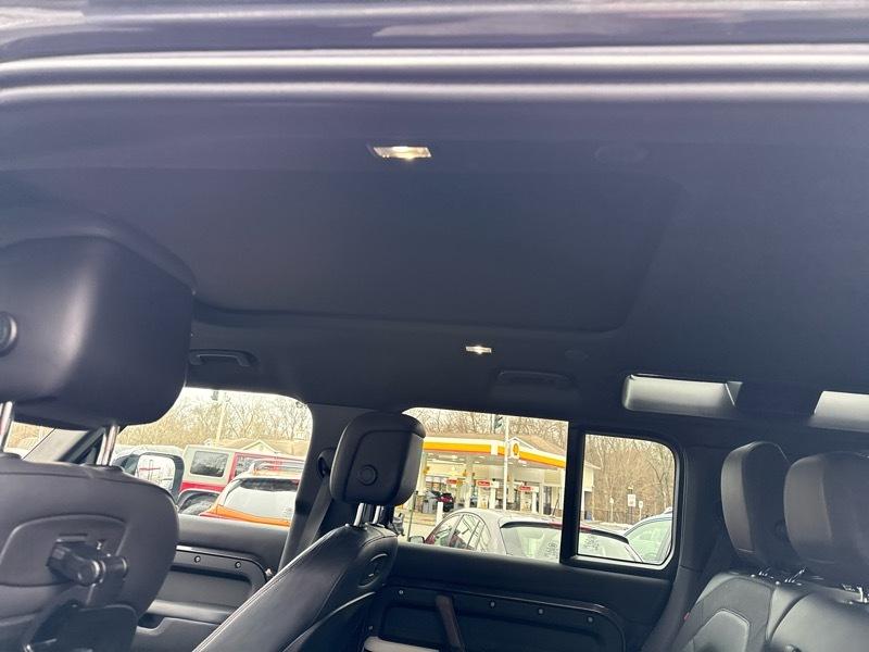 Land Rover Defender 110 X-Dynamic HSE 2022