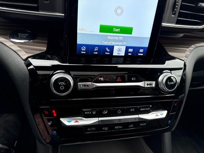 Ford Explorer Limited AWD 2022