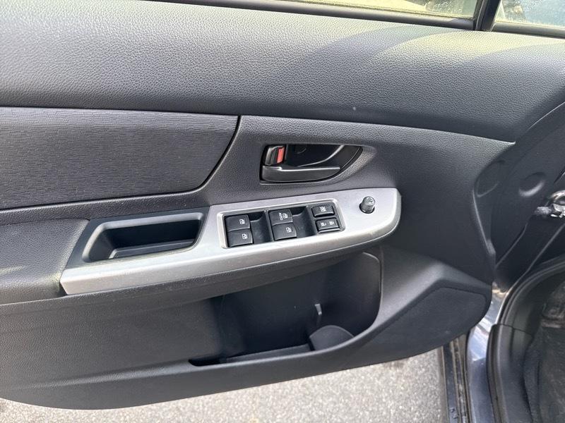 Subaru Impreza 2.0i PZEV 5M 5-Door 2016