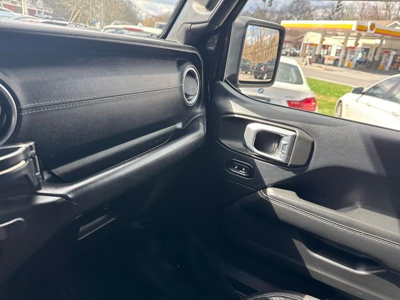 Jeep Wrangler Unlimited Sahara 2018