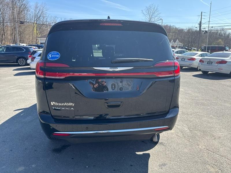 Chrysler Pacifica Select FWD 2025