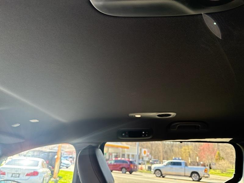 Chrysler Pacifica Select FWD 2025