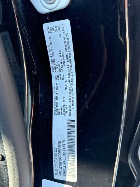 Chrysler Pacifica Select FWD 2025