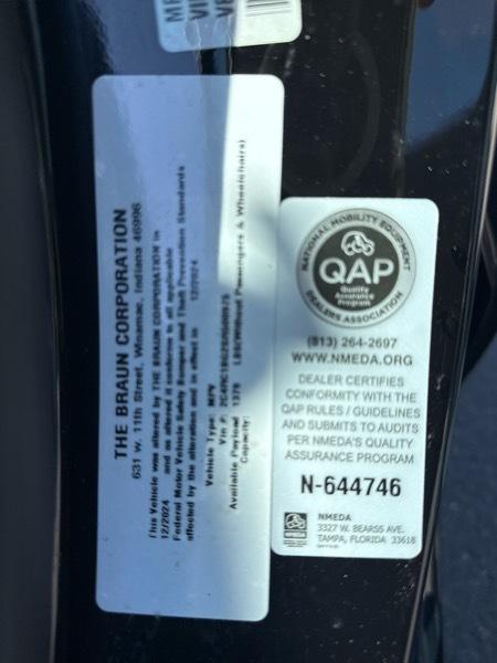 Chrysler Pacifica Select FWD 2025