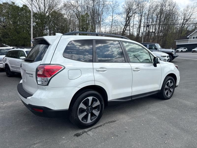 Subaru Forester 2.5i Premium PZEV CVT 2017