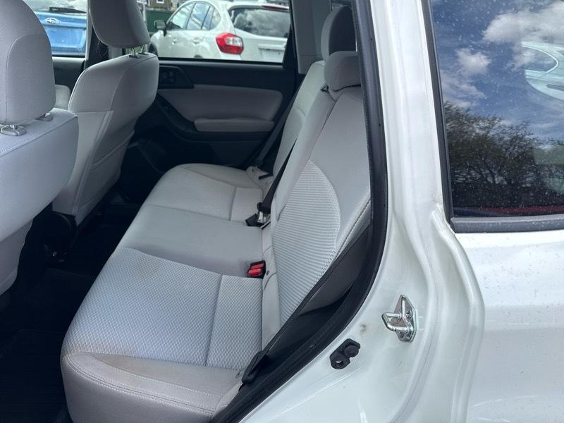 Subaru Forester 2.5i Premium PZEV CVT 2017