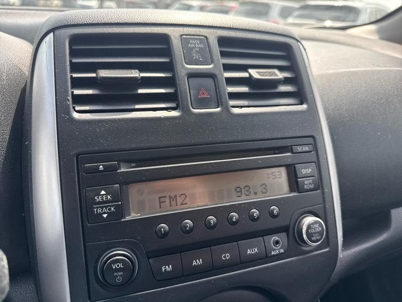 Nissan Versa Note S 2014